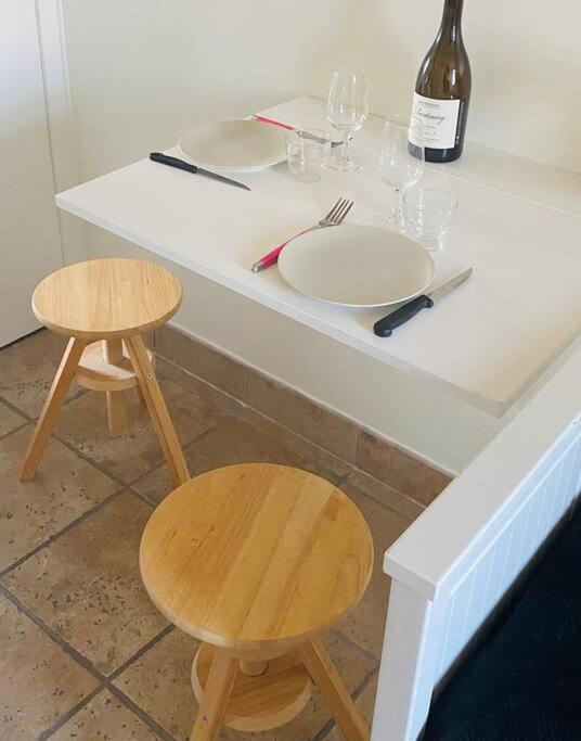 Gevrey Wine Hote Екстериор снимка
